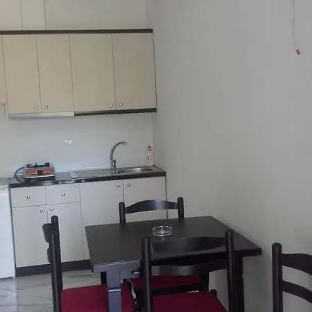 Anxhela فيلة *